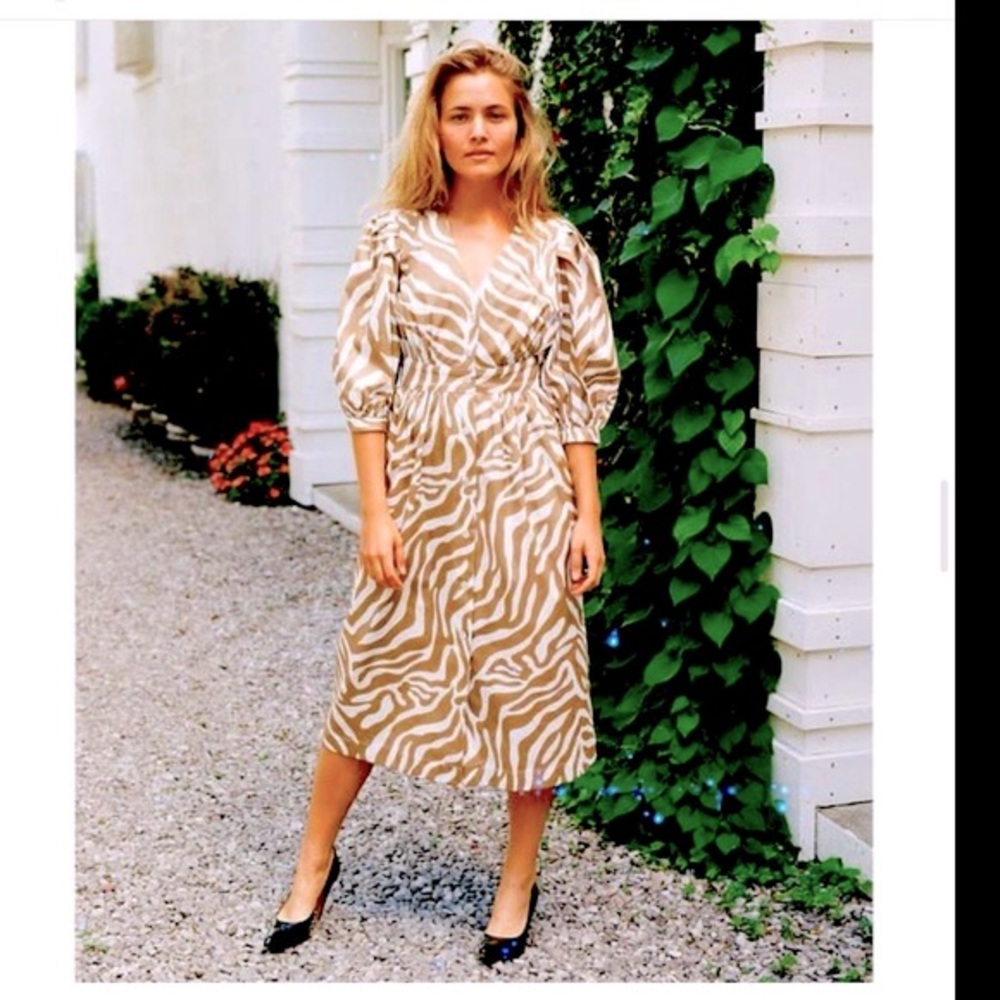 HORSES Pleat Sleeve Dress in custom tan & white zebra print - Size 4 (US 10-12)